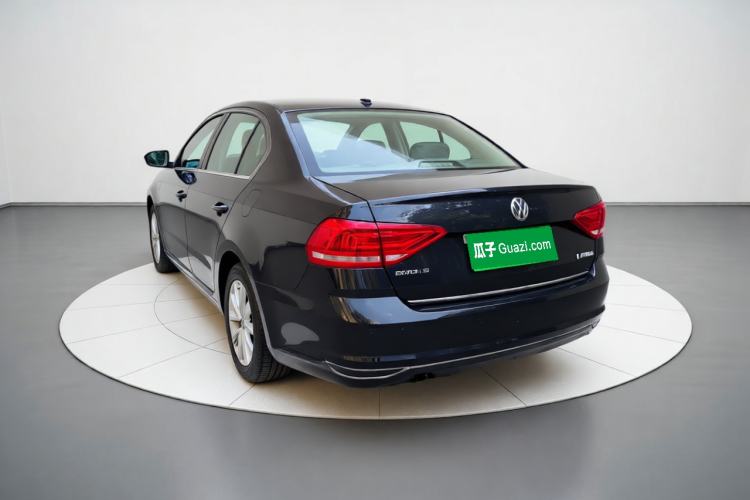 Used Volkswagen Lavida 2015 1.6L Automatic Comfort Edition Exterior 3