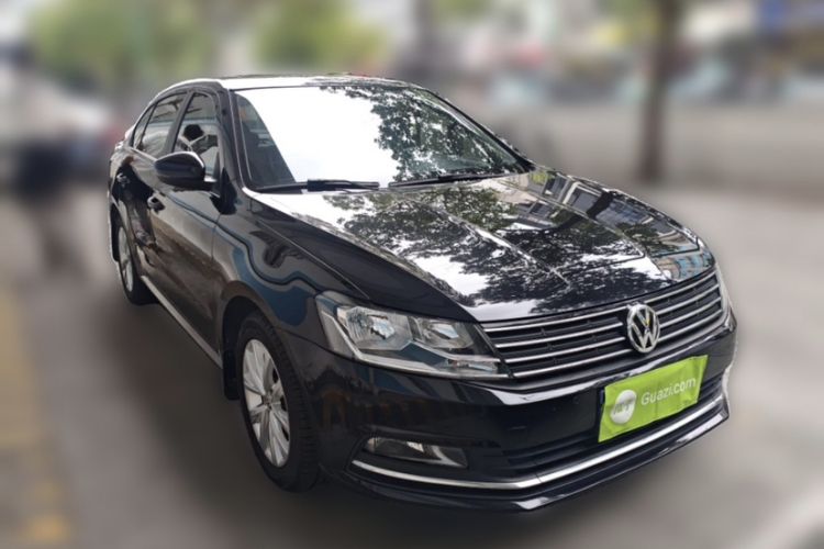 Used Volkswagen Lavida 2015 1.6L Automatic Comfort Edition Exterior 3