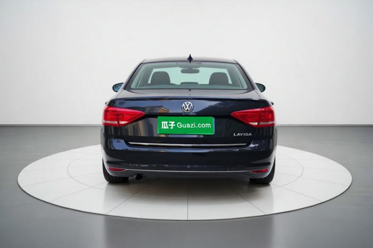 Used Volkswagen Lavida 2015 1.6L Automatic Comfort Edition Exterior 4