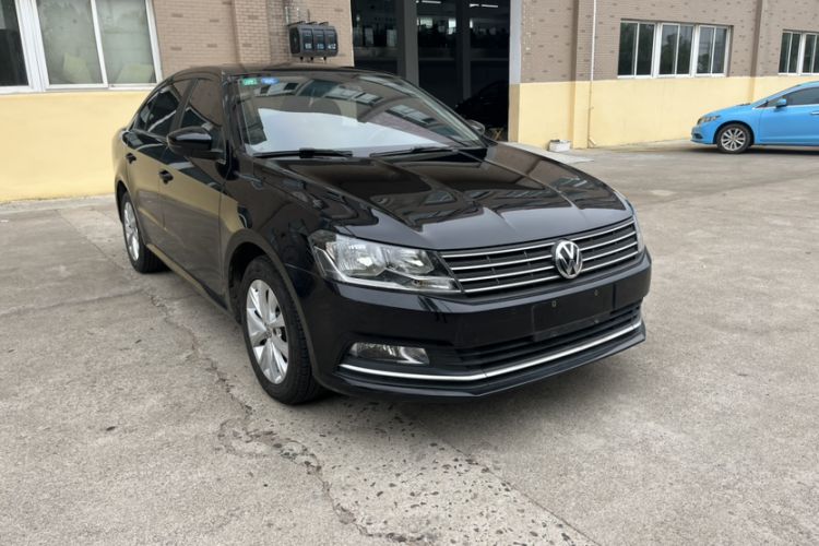 Used Volkswagen Lavida 2015 1.6L Automatic Comfort Edition Exterior 5