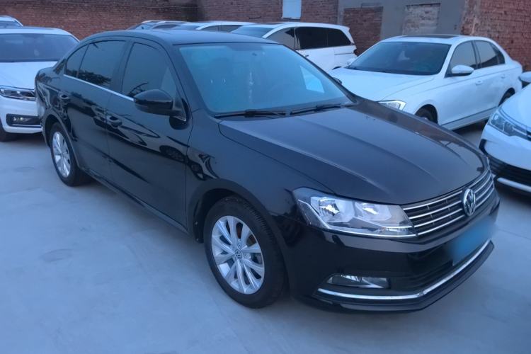 Used Volkswagen Lavida 2015 1.6L Automatic Comfort Edition Exterior 5
