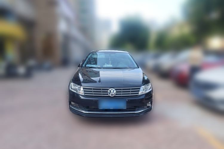Used Volkswagen Lavida 2015 1.6L Automatic Comfort Edition Front