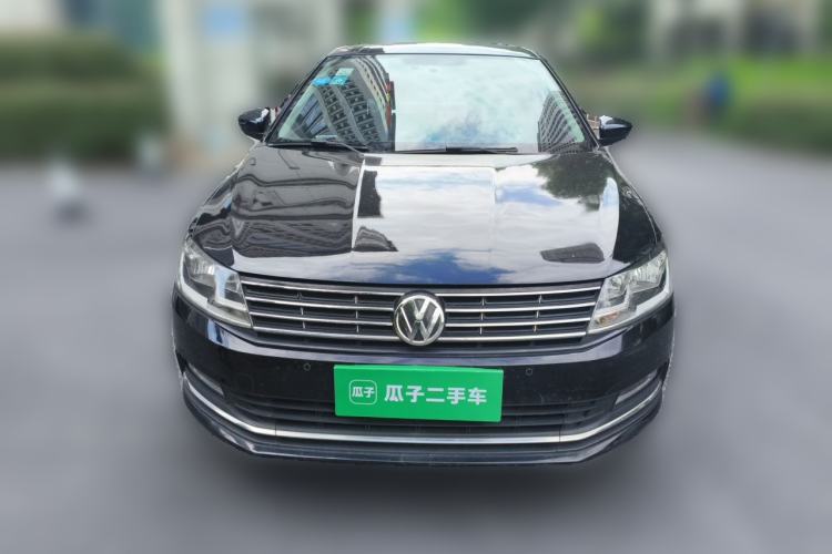 Used Volkswagen Lavida 2015 1.6L Automatic Comfort Edition Front
