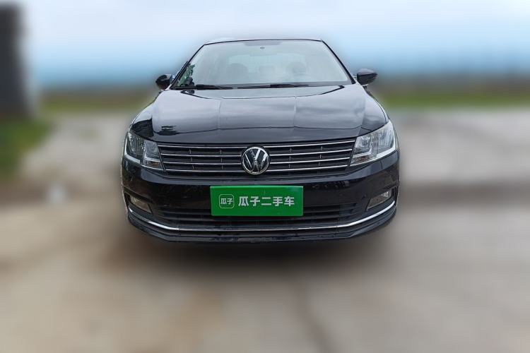 Used Volkswagen Lavida 2015 1.6L Automatic Comfort Edition Front