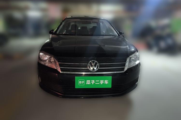 Used Volkswagen Lavida 2015 1.6L Manual Fashion Edition Front