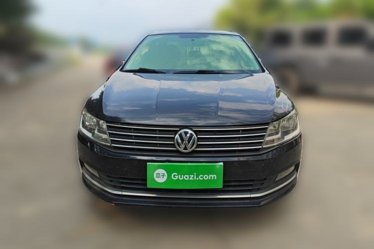 Used Volkswagen Lavida 2015 1.6L Manual Comfort Edition Front