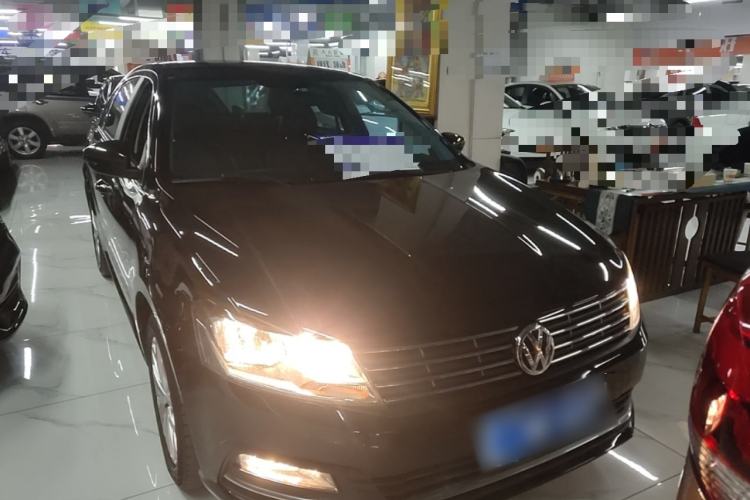 Used Volkswagen Lavida 2015 1.6L Automatic Comfort Edition Front