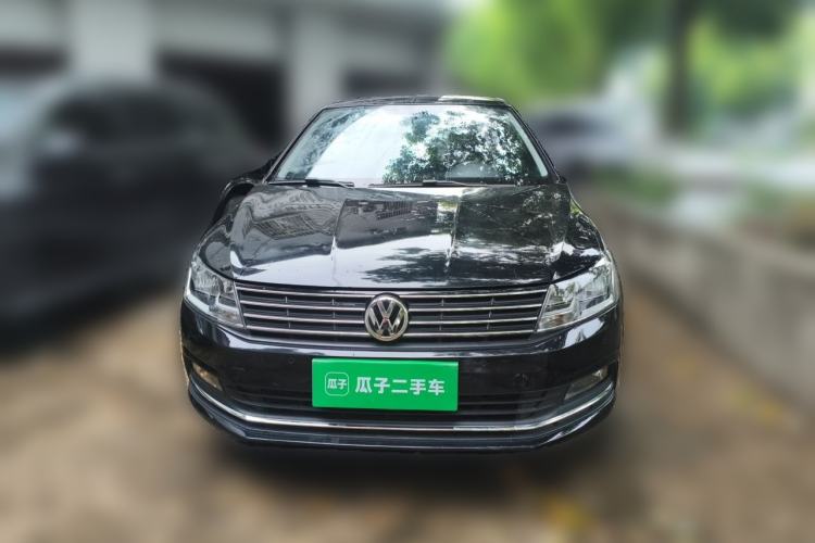 Used Volkswagen Lavida 2015 1.6L Manual Comfort Edition Front