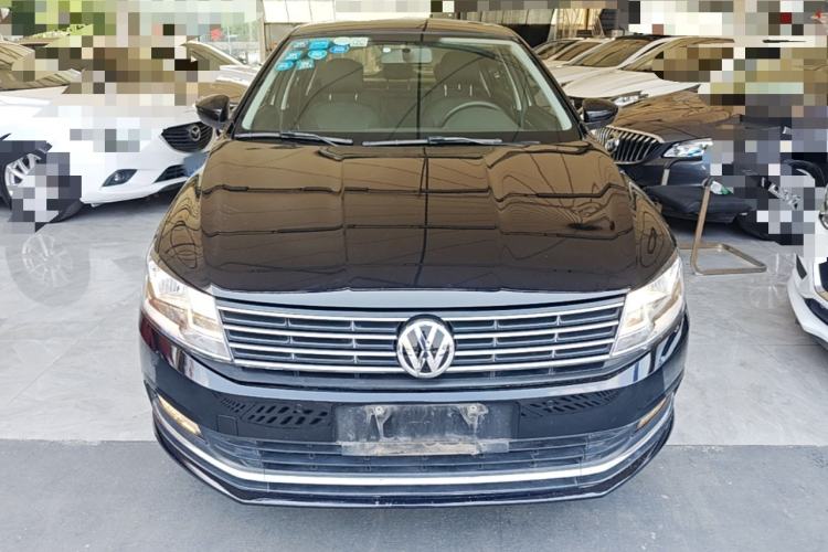 Used Volkswagen Lavida 2015 1.6L Automatic Comfort Edition Front