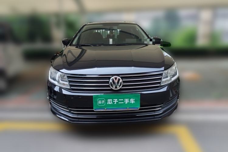 Used Volkswagen Lavida 2015 1.6L Manual Fashion Edition Front