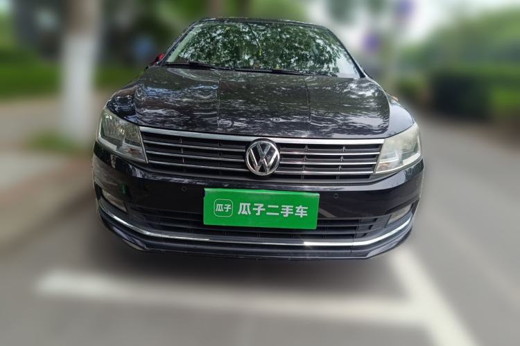 Used Volkswagen Lavida 2015 1.6L Automatic Comfort Edition Front