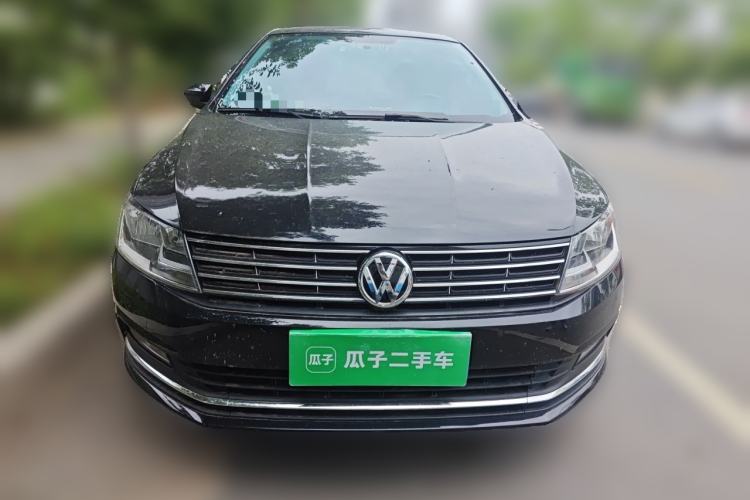 Used Volkswagen Lavida 2015 1.6L Automatic Comfort Edition Front