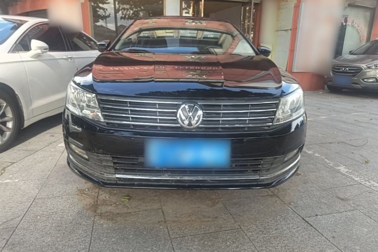 Used Volkswagen Lavida 2015 1.6L Automatic Comfort Edition Front