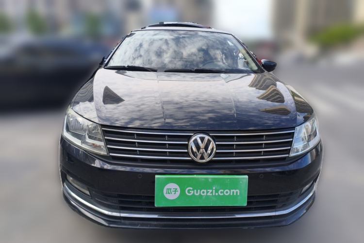 Used Volkswagen Lavida 2015 1.6L Automatic Comfort Edition Front