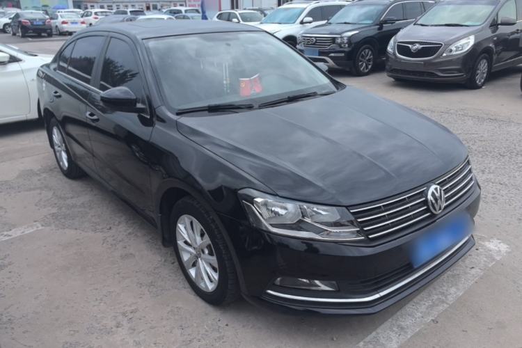 Used Volkswagen Lavida 2015 1.6L Automatic Comfort Edition Front Right 45 Deg