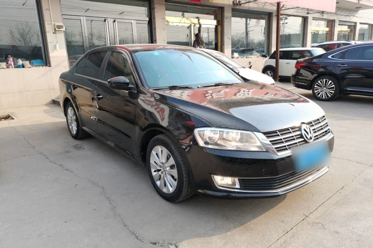 Used Volkswagen Lavida 2015 1.6L Automatic Comfort Edition Front Right 45 Deg