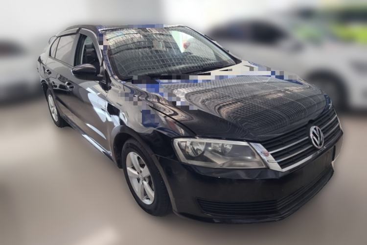 Used Volkswagen Lavida 2015 1.6L Automatic Fashion Edition Front Right 45 Deg