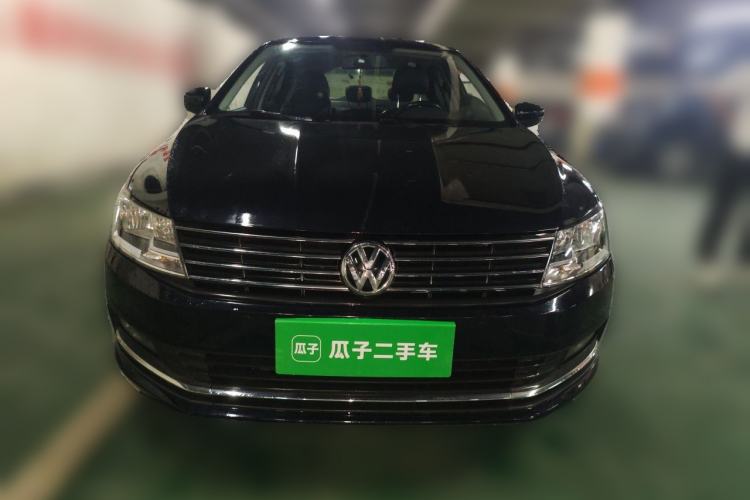 Used Volkswagen Lavida 2015 1.6L Automatic Comfort Edition Front