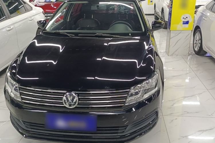 Used Volkswagen Lavida 2015 1.6L Automatic Fashion Edition Front