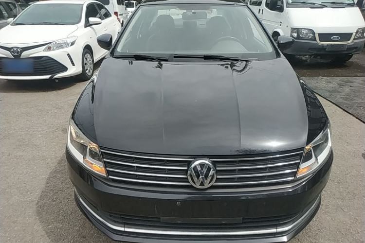 Used Volkswagen Lavida 2015 1.6L Automatic Comfort Edition Front