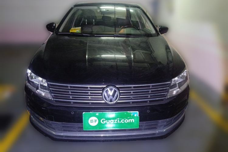 Used Volkswagen Lavida 2015 1.6L Automatic Comfort Edition Front