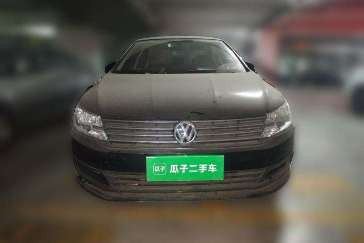 Used Volkswagen Lavida 2015 1.6L Manual Fashion Edition Front