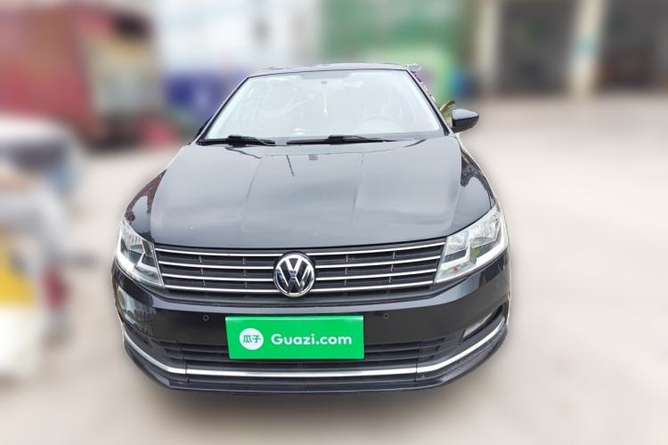 Used Volkswagen Lavida 2015 1.6L Manual Comfort Edition Front