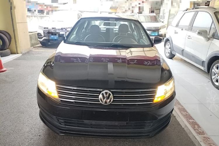 Used Volkswagen Lavida 2015 1.6L Automatic Fashion Edition Front