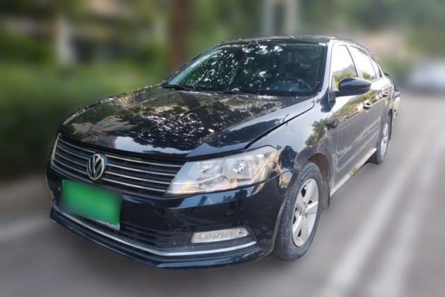 Used Volkswagen Lavida 2015 1.6L Manual Fashion Edition