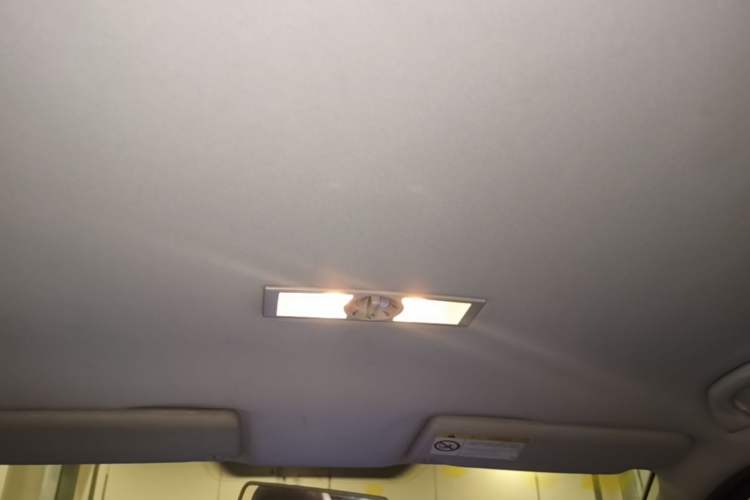 Used Volkswagen Lavida 2015 1.6L Manual Fashion Edition Headliner