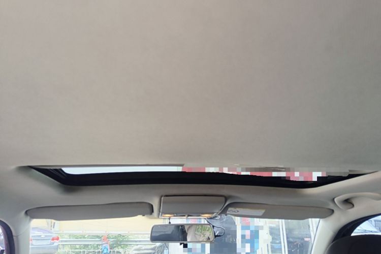 Used Volkswagen Lavida 2015 1.6L Automatic Comfort Edition Headliner