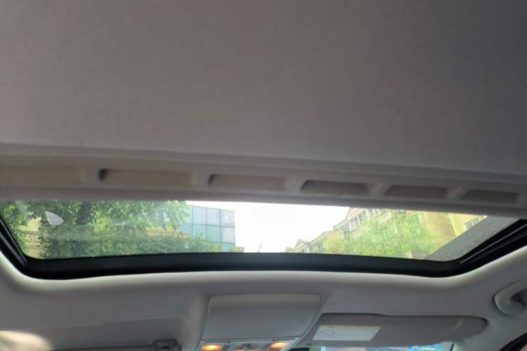 Used Volkswagen Lavida 2015 1.6L Manual Comfort Edition Headliner