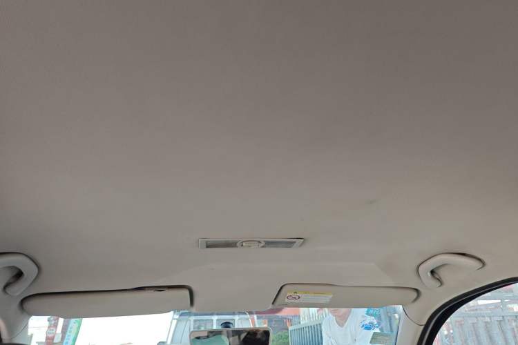 Used Volkswagen Lavida 2015 1.6L Manual Fashion Edition Headliner