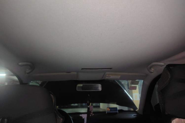 Used Volkswagen Lavida 2015 1.6L Automatic Fashion Edition Headliner