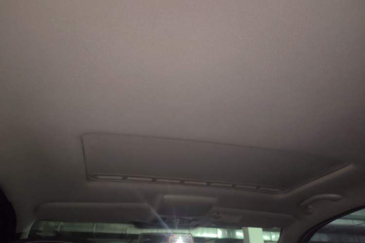 Used Volkswagen Lavida 2015 1.6L Automatic Comfort Edition Headliner