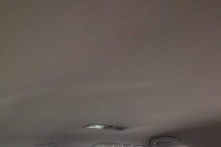 Used Volkswagen Lavida 2015 1.6L Automatic Fashion Edition Headliner