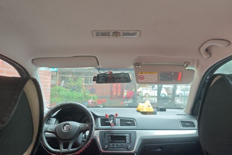 Used Volkswagen Lavida 2015 1.6L Manual Fashion Edition Headliner