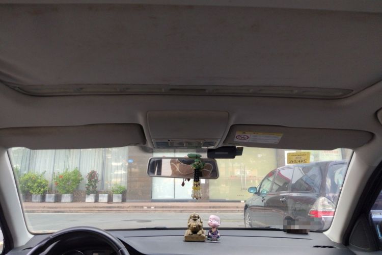 Used Volkswagen Lavida 2015 1.6L Manual Comfort Edition Headliner