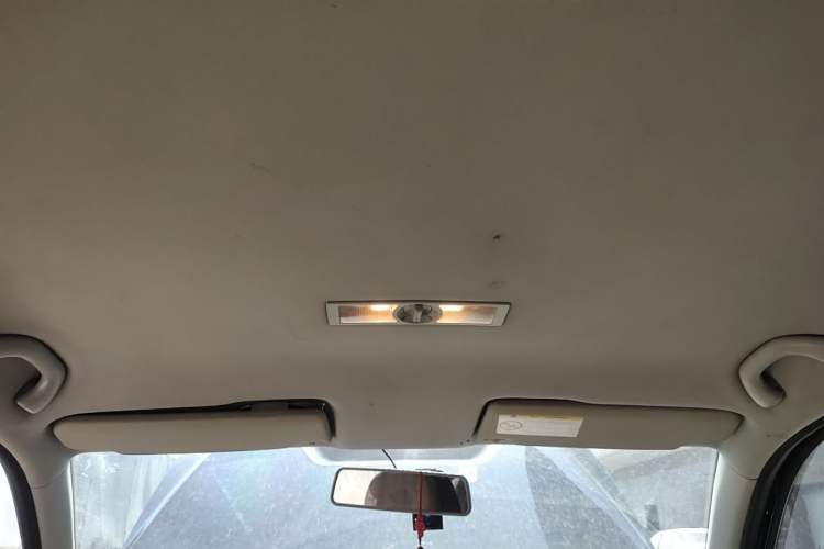 Used Volkswagen Lavida 2015 1.6L Automatic Fashion Edition Headliner