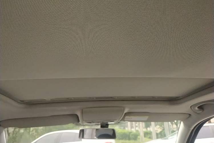 Used Volkswagen Lavida 2015 1.6L Automatic Comfort Edition Headliner