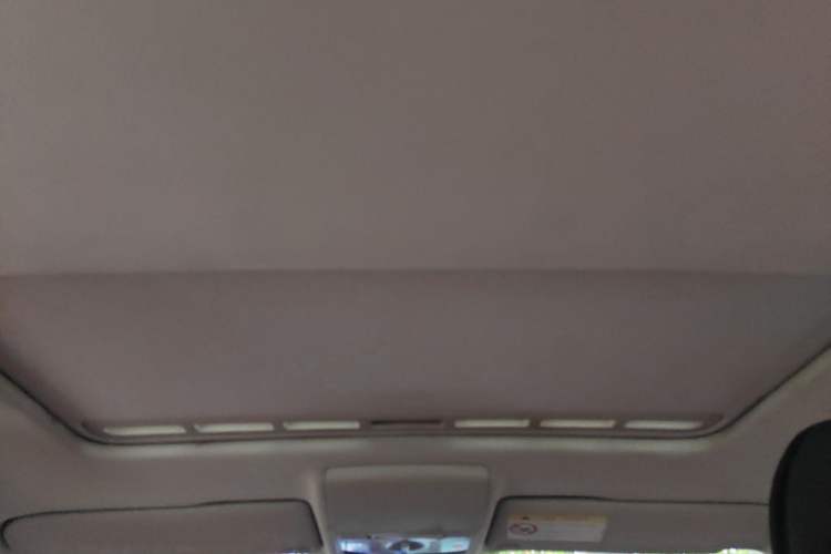 Used Volkswagen Lavida 2015 1.6L Manual Comfort Edition Headliner
