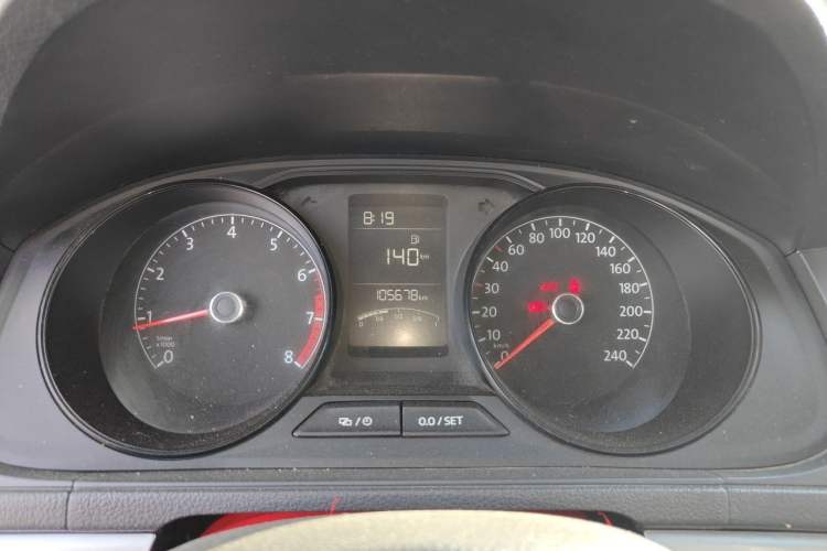 Used Volkswagen Lavida 2015 1.6L Manual Fashion Edition Instrument Cluster