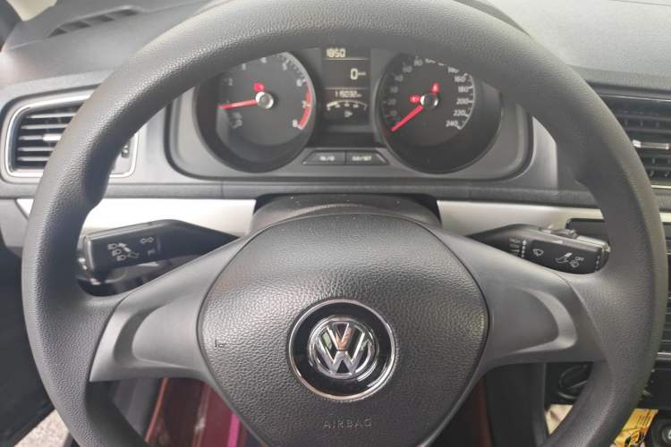 Used Volkswagen Lavida 2015 1.6L Manual Fashion Edition Instrument Cluster