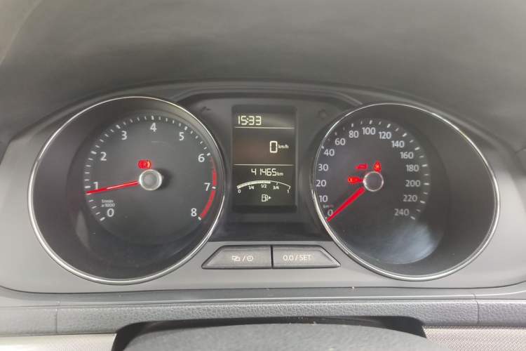 Used Volkswagen Lavida 2015 1.6L Manual Comfort Edition Instrument Cluster