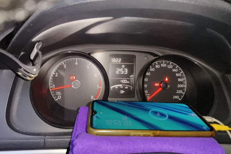 Used Volkswagen Lavida 2015 1.6L Manual Fashion Edition Instrument Cluster
