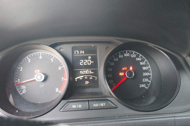 Used Volkswagen Lavida 2015 1.6L Manual Fashion Edition Instrument Cluster