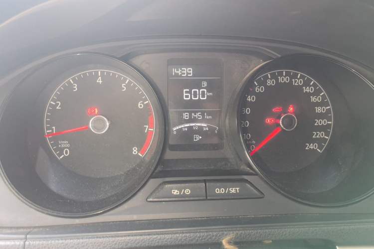 Used Volkswagen Lavida 2015 1.6L Manual Fashion Edition Instrument Cluster