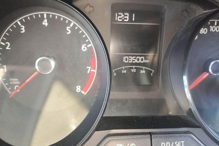 Used Volkswagen Lavida 2015 1.6L Manual Fashion Edition Instrument Cluster