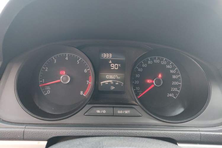 Used Volkswagen Lavida 2015 1.6L Manual Fashion Edition Instrument Cluster