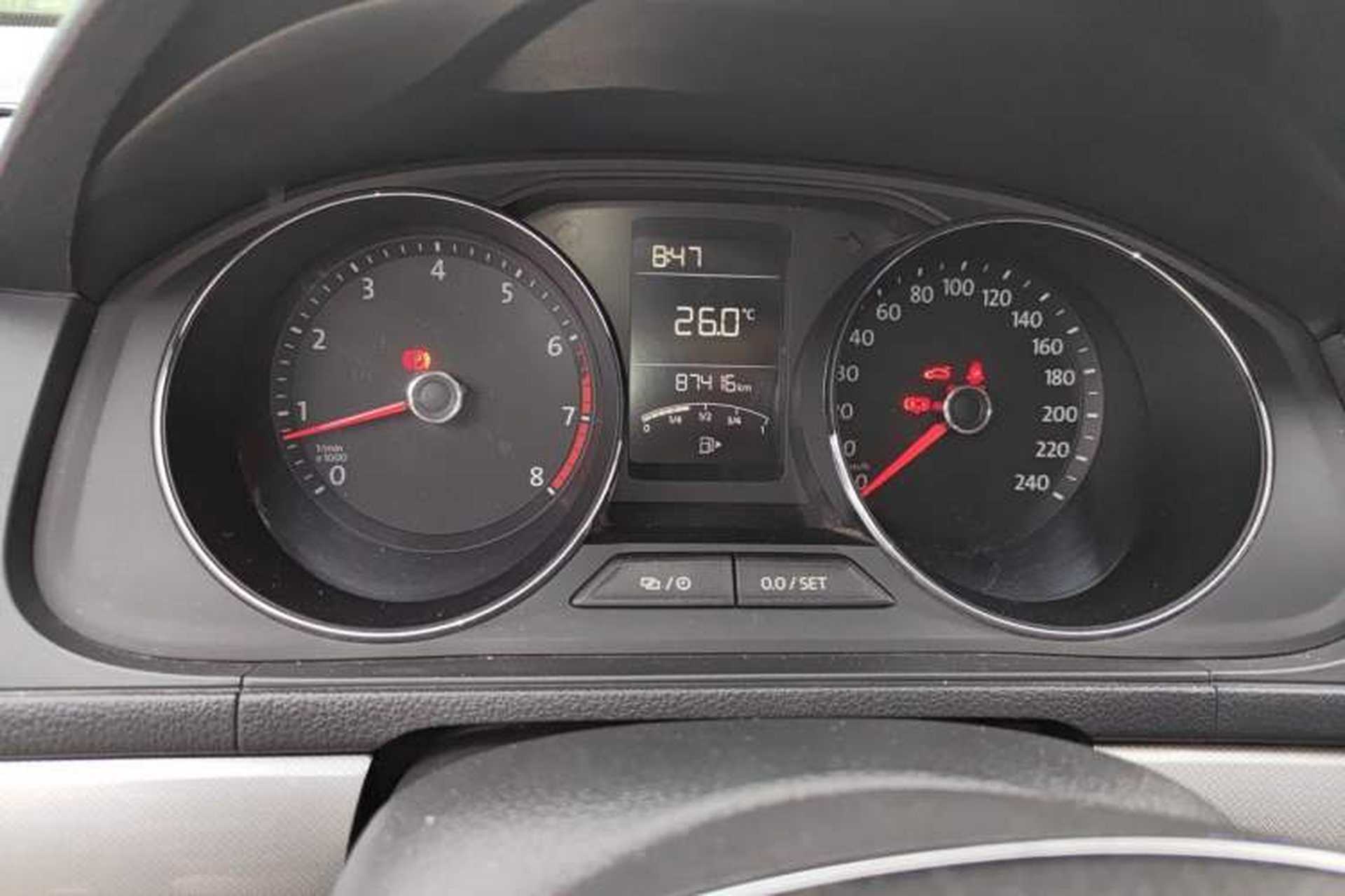 Used Volkswagen Lavida 2015 1.6L Manual Comfort Edition Instrument Cluster